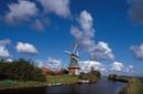 Vorschaubild The twin windmills near Greetsiel
